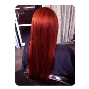 Tinte Capilar Semipermanente de Alta Calidad LAVARSH, Color Rojo Vino Oscuro, Cubre el 100% de las Canas, a Base de Hierbas, Muestra Gratis - Product Image 1