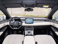 BYD Qin PLUS DM-i Hybride Berline 2025 – Véhicule à Énergie Nouvelle N°1 – Autonomie >700km – Puissance 150-200kW – Vente en Gros – En Stock