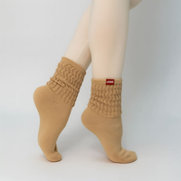 Chaussettes en coton personnalisées avec logo, pour créateur de mode, automne-hiver, chaudes, épaisses, pour jeunes filles et femmes, chaussettes mi-hautes décontractées
