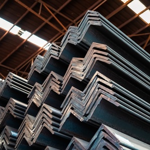 Cornière en acier galvanisé laminé à chaud 100x100 <span class=keywords><strong>50x50</strong></span> 75x75 pour fabrication mécanique, pliage et soudage <span class=keywords><strong>de</strong></span> haute qualité, égal à l'épaisseur - Product Image 2