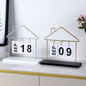 Calendario de escritorio perpetuo de metal con diseño de casa pequeña de Mystic Arts, decoración para el hogar y el dormitorio, regalo - Product Image 1