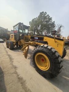 รถเกรดเดอร์มือสอง Caterpillar 140H ราคาถูก สภาพดี พร้อมใช้งานสำหรับงานก่อสร้าง - Product Image 2