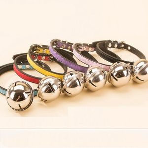 Neue Leder-Haustier halsbänder Hübsches Katzen halsband Luxus-Hunde halsband mit Noise Reduction Processing Bell - Product Image 2