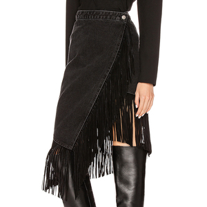 <span class=keywords><strong>Gonna</strong></span> Avvolgente in Denim Nero con <span class=keywords><strong>Frange</strong></span> in Camoscio e Orlo Asimmetrico - Product Image 2