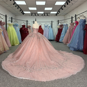 Vestido de Quinceañera Rosa Claro Dy6955, Estilo Princesa con Cola Capilla, Satén Bordado, Encaje, Cuentas, Apliques y Volantes, Cintura Natural Moderna - Product Image 6
