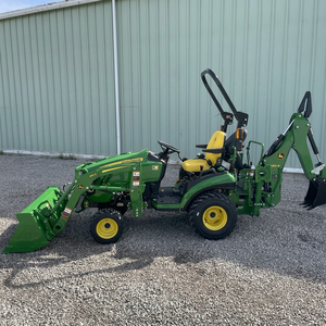Tractor Compacto John Deere de 45HP 4WD con Cargador Frontal y Retroexcavadora, Color Verde y Amarillo, Suministro de Fábrica - Product Image 1