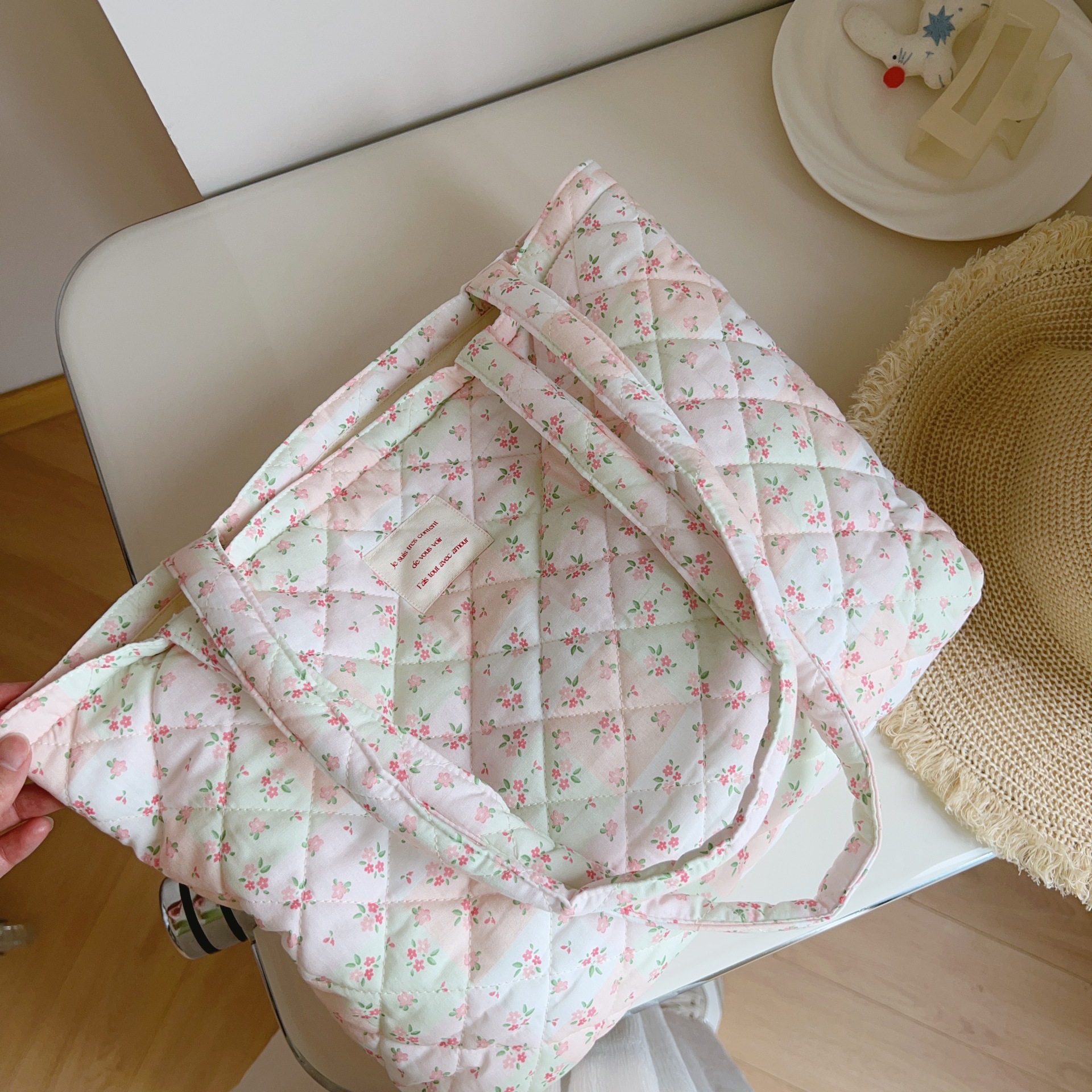 Light green and light pink checkered small flowers