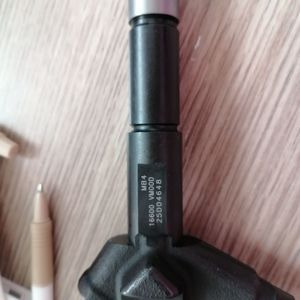 Injecteur Common Rail 16600-EB70D 16600-EB70B 16600-EB70C 095000-6250 Injecteur 16600-EB70D 16600-EB70B pour Nissan YD25 - Product Image 2