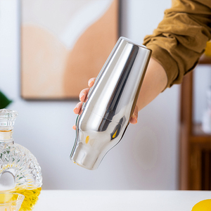 600ml 2 pièces Parisienne <span class=keywords><strong>Shaker</strong></span> Set 304 acier inoxydable <span class=keywords><strong>parisien</strong></span> Cocktail <span class=keywords><strong>Shaker</strong></span> 2 capacité de boisson surdimensionné Top français <span class=keywords><strong>Shaker</strong></span> - Product Image 4