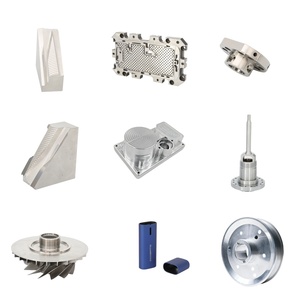Composants mécaniques en aluminium usinés CNC sur mesure avec traitement de surface anodisé et poli - Product Image 1