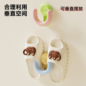 An Zhenya Soporte de pared con ventosa para zapatillas, sin taladro, 2 ganchos, gancho de almacenamiento extraíble para baño - Product Image 2