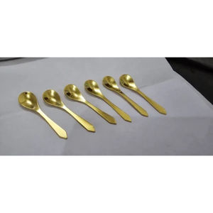 Cuchara de shilajit para rendimiento físico, diseñada para dosificación precisa de energía, herramienta suplementaria para la rutina diaria activa. - Product Image 2