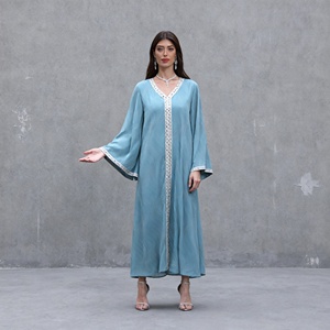 Abaya élégante personnalisée en polyester avec strass thermocollants de qualité supérieure pour femmes musulmanes, vente en gros - Product Image 3