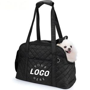 Sac de transport pour animaux de compagnie personnalisé en polyester matelassé imperméable, respirant, petit sac de voyage pour chien et <span class=keywords><strong>chat</strong></span>, sac à bandoulière - Product Image 1