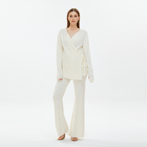 OEM maglione da donna Set due pezzi <span class=keywords><strong>Cardigan</strong></span> oversize in tessuto <span class=keywords><strong>a</strong></span> coste ricamato con maniche lunghe tinta unita - Product Image 4