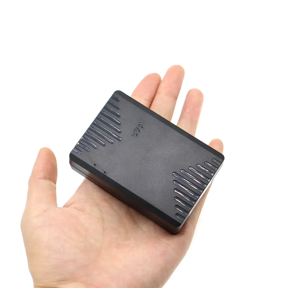 Amazon Hot Selling 4G Car GPS Tracker Car Battery Powerful Magnet Waterproof GPS Locator