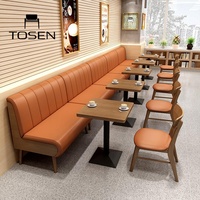 Tables et chaises de restaurant, table basse commerciale avec chaises, présentoir en bois massif, canapé et chaises de restaurant