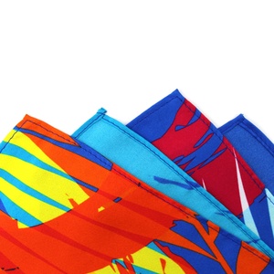 Bán Buôn In Ấn Khăn Choàng Chiếc Khăn Nhiệt đới Lá Cọ Ánh Nắng Mặt Trời Bãi Biển Dài Phong Cách UV Bằng Chứng 100% Lụa Dài Tùy Chỉnh In Kỹ Thuật Số Khăn - Product Image 4