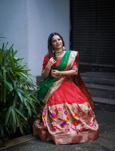 ผ้าทอจากผ้าแจ็คการ์ดงาน zari ครึ่ง Saree lehenga ทำมือสินค้าจำนวนมากที่กำหนดเอง - Product Image 3