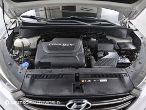 Hyundai Tucson 2.0 CRDi Automatique Diesel SUV Compact d'occasion coréen fiable avec faible consommation de carburant et moteur puissant - Product Image 5