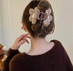 Pince à cheveux fleur en plastique Qian Jin mignonne de 12 cm, style doux pour <span class=keywords><strong>femme</strong></span>, accessoire capillaire quotidien et de fête, pinces à cheveux - Product Image 2