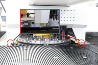 Máquina Punzonadora CNC de Torreta 300kN 32 Herramientas para Punzonado Automático y Conformado de Rodillos para Rejillas de Gabinetes, Punzonado y Conformado de Rejillas con Avellanado