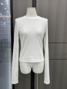 T-shirt élégant en <span class=keywords><strong>laine</strong></span>/cachemire à manches longues pour femmes <span class=keywords><strong>de</strong></span> haute <span class=keywords><strong>qualité</strong></span> 100% surdimensionné avec breloque coupe ajustée col haut Style décontracté Base - Product Image 3