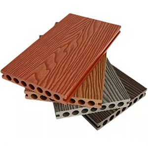 Tarimas de Madera Plástica Compuesta (WPC) Resistentes al Agua para Exteriores, con Relieve 3D, Personalizables - Product Image 1