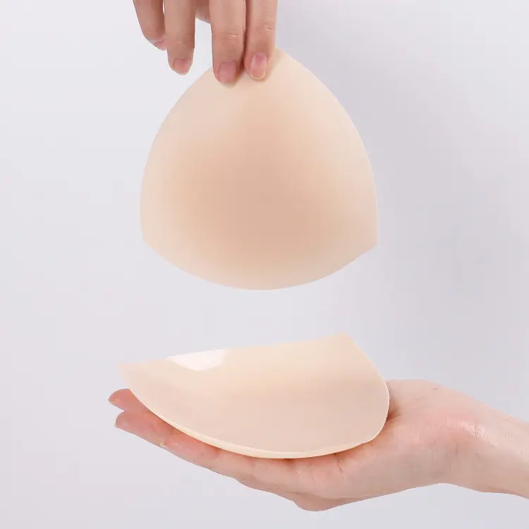 त्रिकोण आकार स्वयं चिपकने वाला टेप स्तन लिफ्ट सिलिकॉन निपल कवर के लिए बड़े स्तन