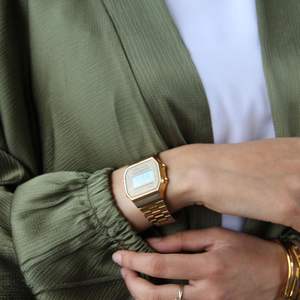 Vestido Abaya L-50 Satinado Musulmán Nuevo de Manga Larga Hasta el Suelo para Viajes en Dubái para Mujer Talla XXL - Product Image 2