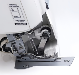 Máquina de Coser Industrial Usada, Overlock con Cubierta y Puntada de Cadena, de Alta Velocidad, Alimentación Automática, Multifuncional - Product Image 4