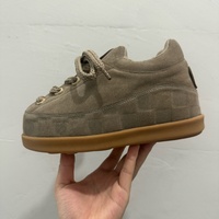 Chaussures de sport décontractées à lacets pour couple, à plateforme et semelle épaisse, avec amorti et rehaussement de la taille, en velours et cuir, semelle en caoutchouc