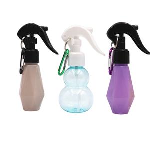 ขวดสเปรย์พลาสติกเปล่าแบบพวงกุญแจ 50 มล. 60 มล. สีชมพู สีฟ้า ขวดสเปรย์ขนาดเล็กพกพา ขวดสเปรย์แอลกอฮอล์ - Product Image 1