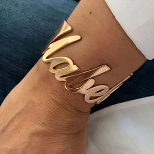 Pulseras de Acero Inoxidable con Baño de Oro PVD, Diseño Personalizado con Nombre, <span class=keywords><strong>Patrón</strong></span> o Logotipo, Fabricación OEM ODM, Brazalete de Cobre, Joyería de Moda para Mujer - Product Image 2