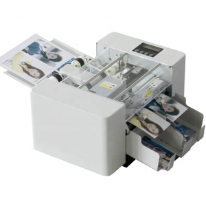 Machine de découpe de papier semi-automatique RUICAI très vendue pour les imprimeries, coupe-cartes de visite professionnel 200W - Product Image 2