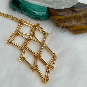 Collier personnalisé en argent plaqué avec perles de cristal et chaîne à maillons, style punk pour enfants, avec pendentif et sac en filet - Product Image 5
