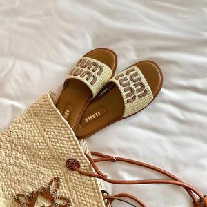 Nouvelles sandales plates tressées décontractées pour femme, style européen, collection été 2026, à une bride, pour l'extérieur et la plage - Product Image 1