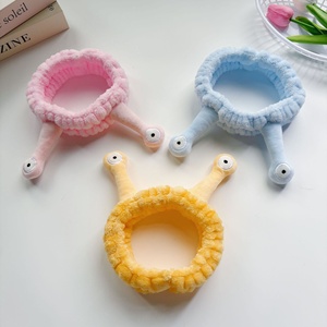 Bandeaux élastiques en polaire corail pour femmes, motif escargot de dessin animé, bandeaux de spa doux pour maquillage, accessoires capillaires - Product Image 4