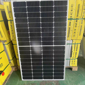 แผงโซลาร์เซลล์ 200W โมโนคริสตัลไลน์แบบฮาล์ฟเซลล์ 156.75 มม. x 156.75 มม. สำหรับใช้ในบ้านและนอกบ้าน - Product Image 3
