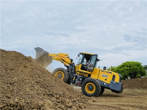 Cargadora de Ruedas, Maquinaria de Construcción, Cargadora Frontal de 2, 3, 4 y 5 Toneladas con Horquilla para Troncos y Varios Accesorios - Product Image 6