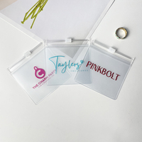 Pochette à Bijoux Transparente Personnalisable en Vinyle PVC avec Logo, Sac Organisateur Noir Roulé avec Fermeture Éclair Auto-Scellante et Anneau de Levage