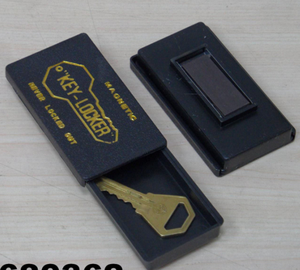 <span class=keywords><strong>Caja</strong></span> <span class=keywords><strong>de</strong></span> almacenamiento <span class=keywords><strong>magnética</strong></span> Hide-A-Key <span class=keywords><strong>para</strong></span> coche, casa, cobertizo, barco, llaves <span class=keywords><strong>de</strong></span> <span class=keywords><strong>repuesto</strong></span>, <span class=keywords><strong>caja</strong></span> <span class=keywords><strong>de</strong></span> ocultación <span class=keywords><strong>magnética</strong></span> Extra fuerte a la venta - Product Image 1