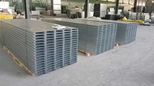 Vente en gros à prix réduit de chemins de câbles perforés galvanisés à chaud, fabriqués par une usine chinoise - Product Image 2