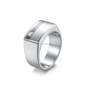Joyería <span class=keywords><strong>de</strong></span> moda <span class=keywords><strong>de</strong></span> alta calidad personalizada, <span class=keywords><strong>anillo</strong></span> <span class=keywords><strong>de</strong></span> circón <span class=keywords><strong>de</strong></span> acero inoxidable, <span class=keywords><strong>anillo</strong></span> redondo ancho grueso <span class=keywords><strong>de</strong></span> titanio para parejas casadas para mujeres - Product Image 6