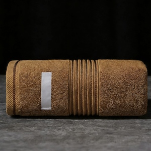 Serviette de Visage en Coton Antibactérien 34x74 cm Carrée Séchage Rapide Légère Haute Qualité pour Maison <span class=keywords><strong>Plage</strong></span> Spa Salon Hôtel Voyage - Product Image 6