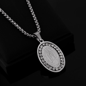 Bijoux de mode tendance en acier inoxydable plaqué argent avec croix en zircone cubique, inspiré de la Vierge Marie, sans ternissement, chrétien - Product Image 4