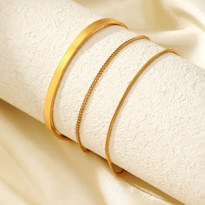 Lot de 3 bracelets empilables en acier inoxydable doré, à maillons lisses rectangulaires, délicats, style chaîne serpent et chaîne gourmette, pour hommes et femmes - Product Image 3