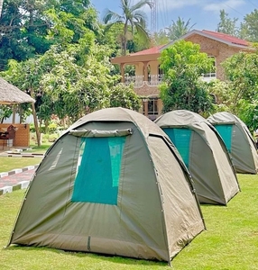 Tente de camping familiale en toile pour 3-4 personnes, grand espace, style <span class=keywords><strong>safari</strong></span>, portable et facile à monter, idéale pour les événements en <span class=keywords><strong>Afrique</strong></span> du <span class=keywords><strong>Sud</strong></span> - Product Image 1