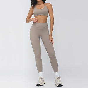 <span class=keywords><strong>Ropa</strong></span> Deportiva Personalizada con Logotipo, 6 Piezas, Nueva, Estilo Deportivo, <span class=keywords><strong>Ropa</strong></span> Deportiva para Gimnasio, Leggings Ajustados con Corte Acampanado, Bra, Pantalones Cortos para Mujer - Product Image 5