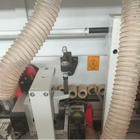 Machine de chantournage automatique de haute qualité pour panneaux en PVC et en bois avec des fonctionnalités avancées